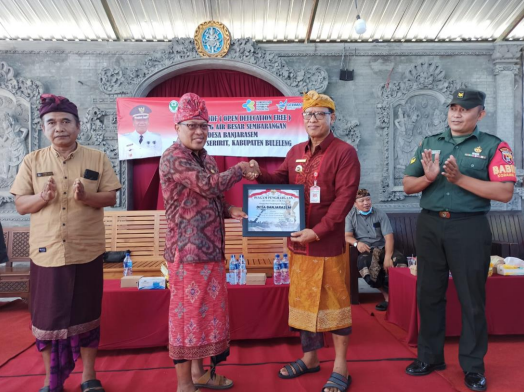 Kadiskes Buleleng Hadiri Deklarasi ODF (Open Defecation Free)  atau Stop Buang Air Besar Sembarangan di Desa Banjarasem, Kecamatan Seririt